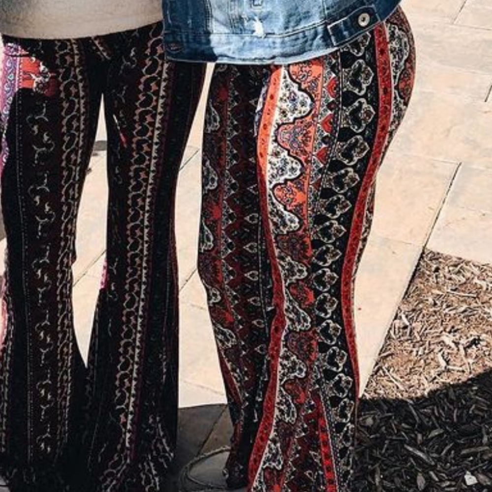 Patterned wide leg yoga pants
